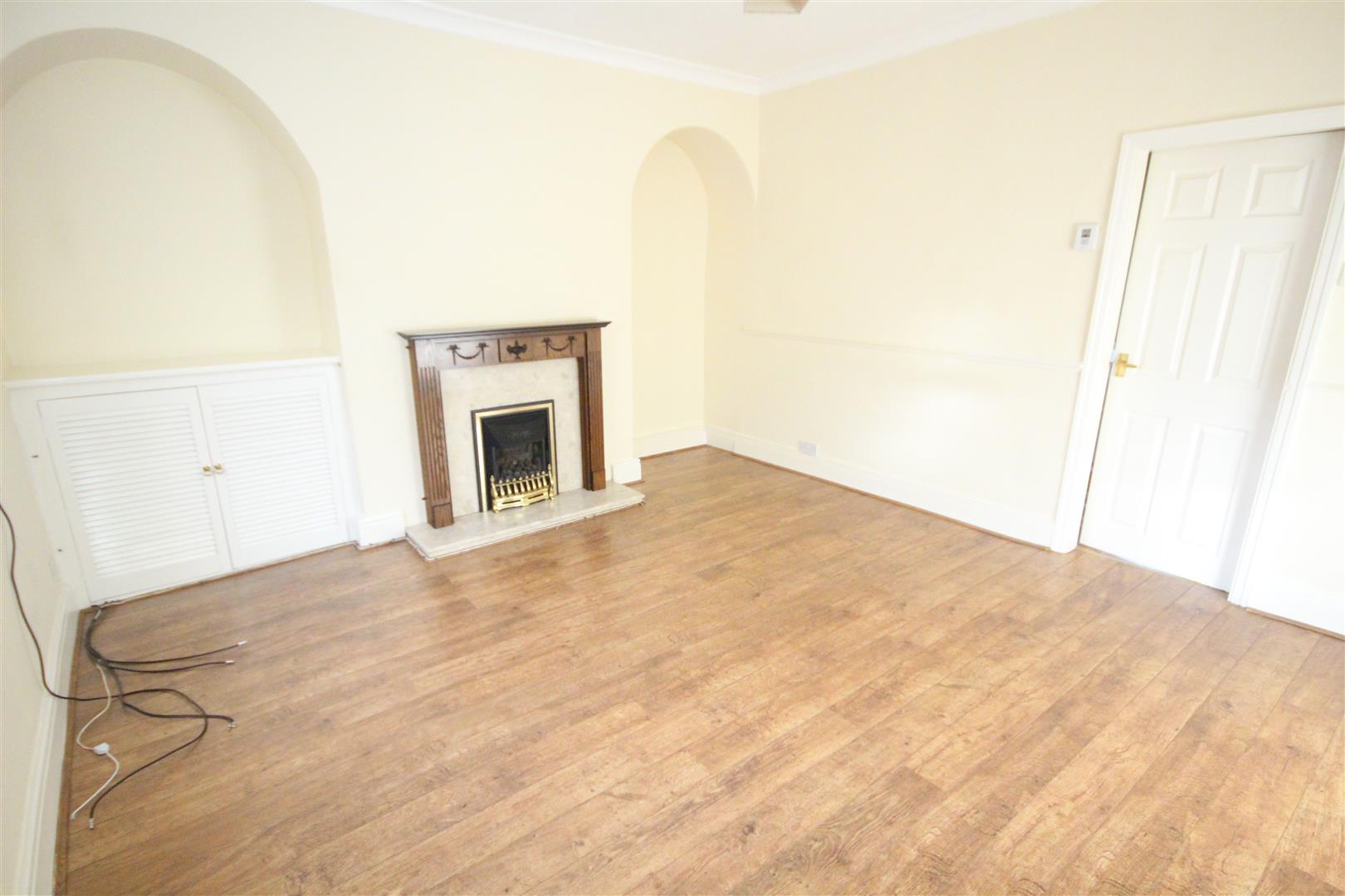 terraced house Let Agreed in Skipton - 2016-01-08 11.52.14.jpg